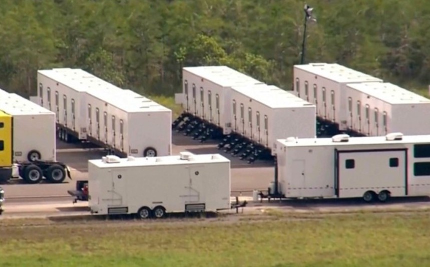 Biće okruženi pitonima i aligatorima: Tramp gradi pritvor za migrante u močvari