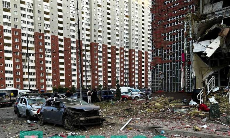 Udari na Kijev ne prestaju: Balističke rakete i dronovi se sručili na ...