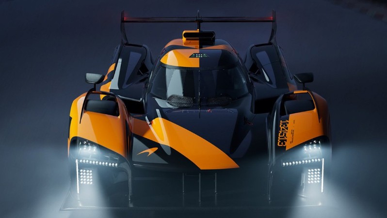 Dramatičan incident na auto-putu: Biznismen tužio McLaren zbog nezgode