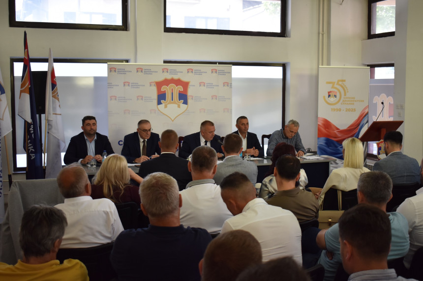 Smjenu Milana Miličevića traži devet poslanika, sedam načelnika i tri bivša predsjednika SDS-a?
