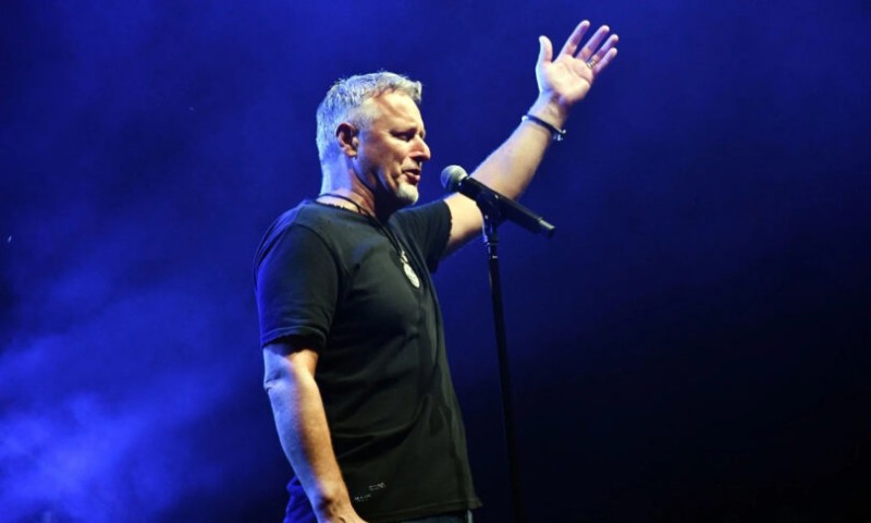 Kontroverze ne prestaju: Ustaški pozdrav ponovo na Tompsonovom koncertu