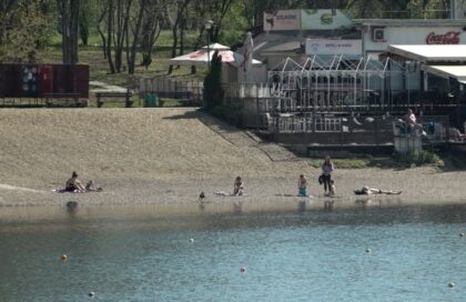 Jezero još uvijek ne ispunjava sve uslove za početak sezone: Bez kupanja na Adi Ciganliji, nije bezbjedno!
