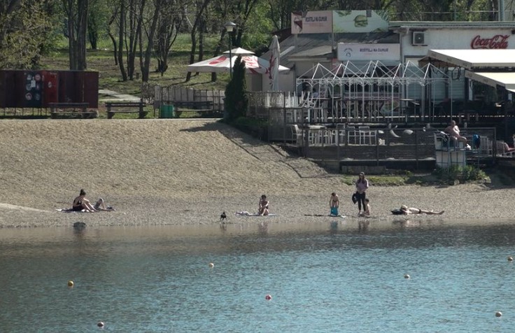 Jezero još uvijek ne ispunjava sve uslove za početak sezone: Bez kupanja na Adi Ciganliji, nije bezbjedno!
