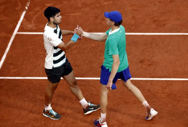 Siner gubio 5:0 u prvom setu, pa predao finale Alkarazu FOTO