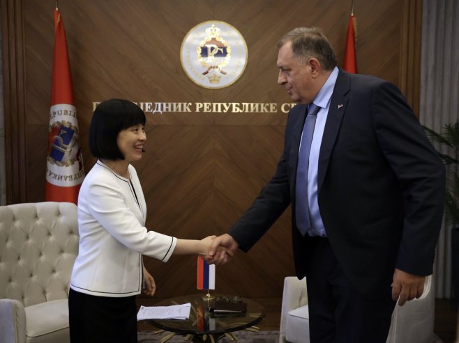 Dodik na sastanku sa Li Fan: Srpska zahvalna na principijelnom stavu Kine