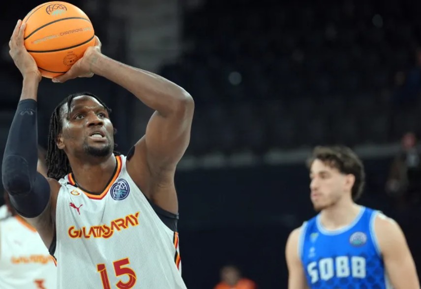 Zvanično: Ebuka Izundu novi centar Crvene zvezde!