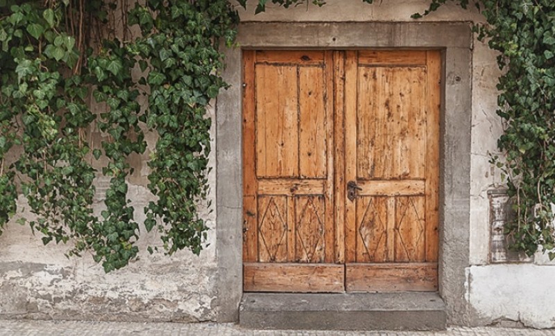 Umro 2020. godine: Rodnu kuću legendarnog pjevača izdaju za 100 evra FOTO