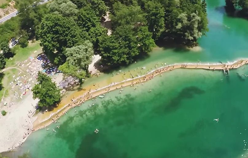 Zapamtite ove savjete: Kako da pravilno postupimo kada vidimo da se neko davi na kupalištu?