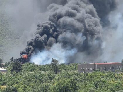 Požar ponovo bukti u Ljubuškom: Vatra zahvatila preko 100 hektara šume