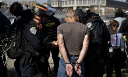 Opšti haos! U Los Anđelesu na snazi policijski čas, uslijedila nova hapšenja