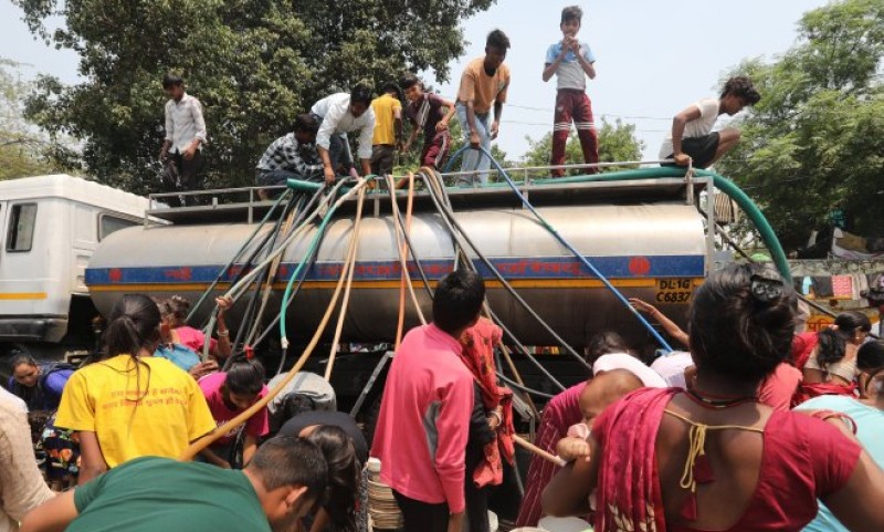 Gori zemlja! Sjever Indije na udaru snažnog toplotnog talasa, temperature prelaze 47 stepeni