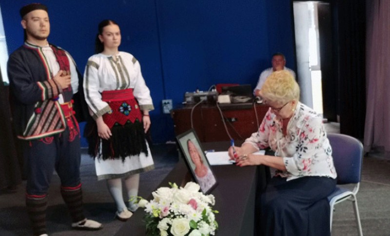 Komemorativni skup! Dobojlije se oprostile od Rose Jović, neumorne čuvarke tradicije