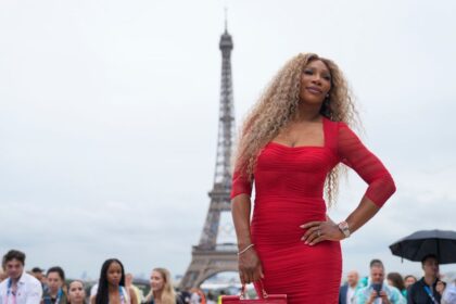Serena Vilijams se “prepolovila”, pa se razgolitila: Komentari ne prestaju da pljušte FOTO