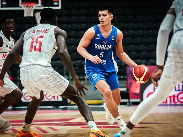 Poslije triler završnice: Košarkaši Srbije izgubili na startu Svjetskog prvenstva