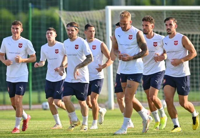 “Orlovi” putuju u Tiranu: Fudbaleri Srbije odradili prvi trening pred utakmicu sa Albanijom