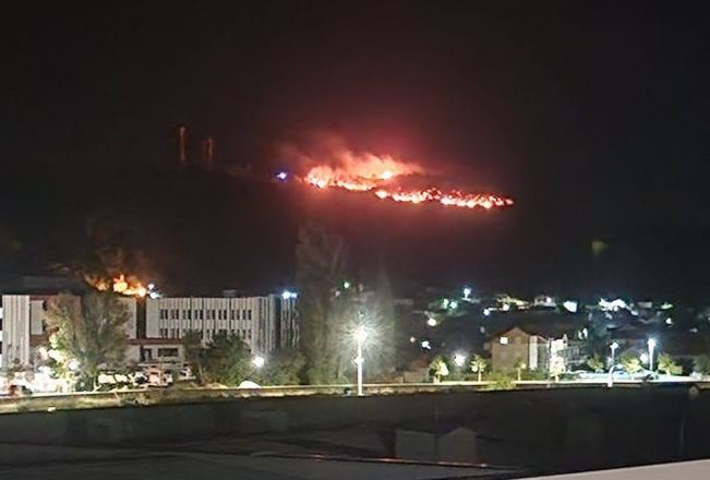 Spriječena veća materijalna šteta: Brzom intervencijom trebinjskih vatrogasaca ugašen požar