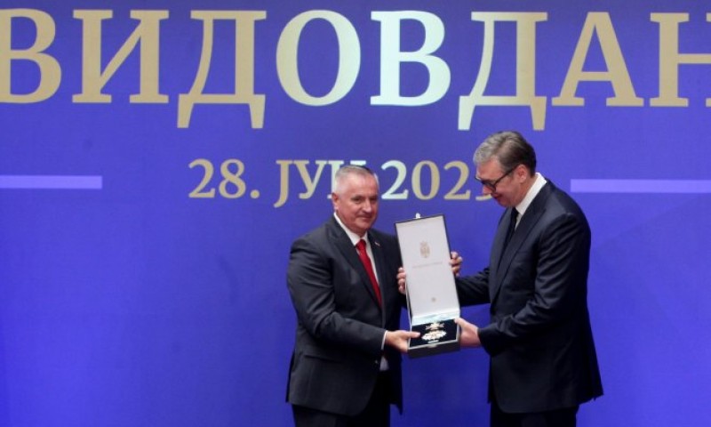 Višković zaključio: Odlikovanje matice posebna privilegija, ali i obaveza