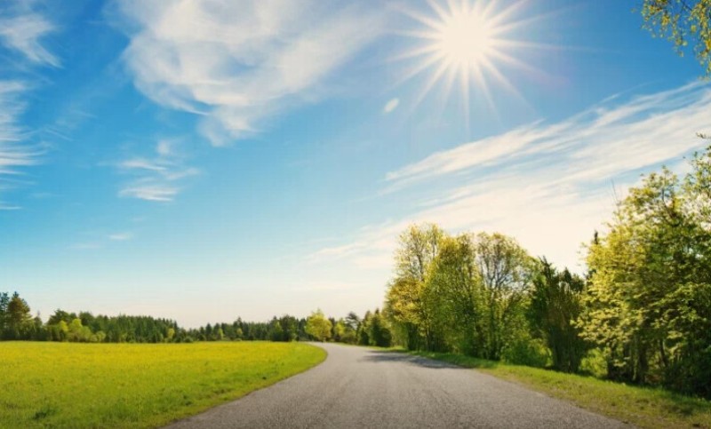 Danas uživamo u sunčanom danu: Temperatura do 30 stepeni, od petka kraj vrućinama
