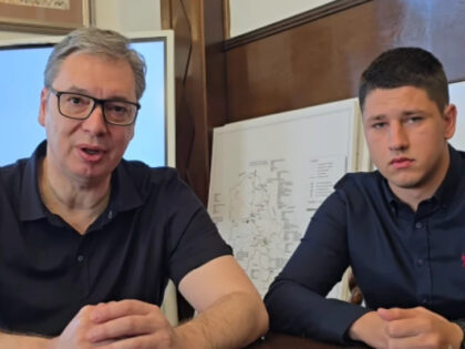Vučić sa Pavlovićem nakon napada: Bolje Ćaci, nego naci VIDEO