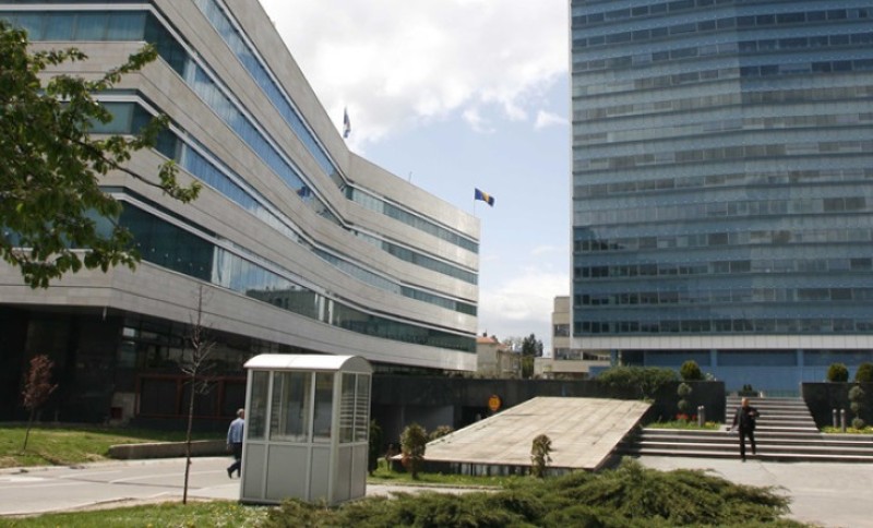 Od protesta odustali: Evo kada službenici u institucijama dobijaju po 1.000 KM