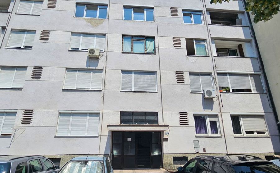 Užas u Banjaluci: Žena se mjesecima raspadala u stanu, stanari strahuju od zaraze, traže pomoć institucija