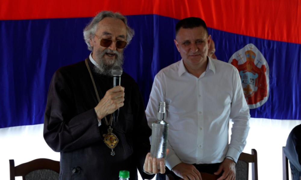 Jefrem predvodio liturgiju: Đajić kum slave hrama u rodnim Branešcima