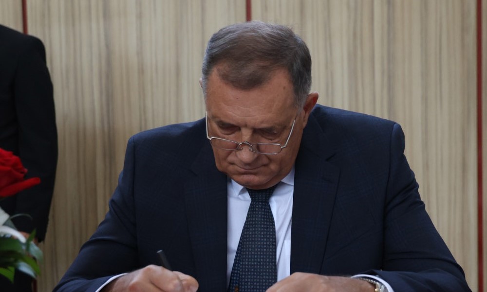 Dodik na komemoraciji: Kondić je jedan od najzaslužnijih što je sjedište institucija u Banjaluci