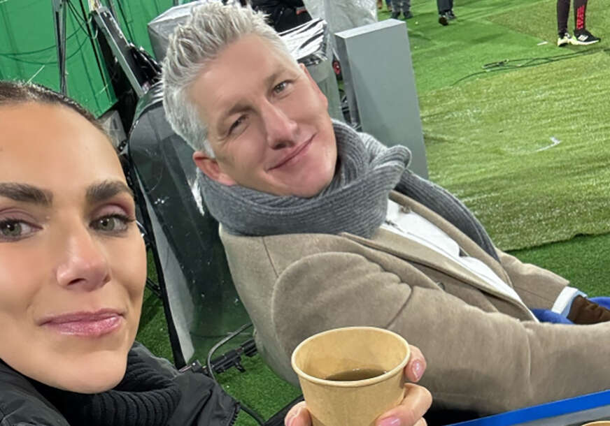 Voditeljka koja je u centru pažnje nakon razvoda Bastijana i Ane podgrijala sumnje izjavom: “Savršeno se slažemo i uklapamo”