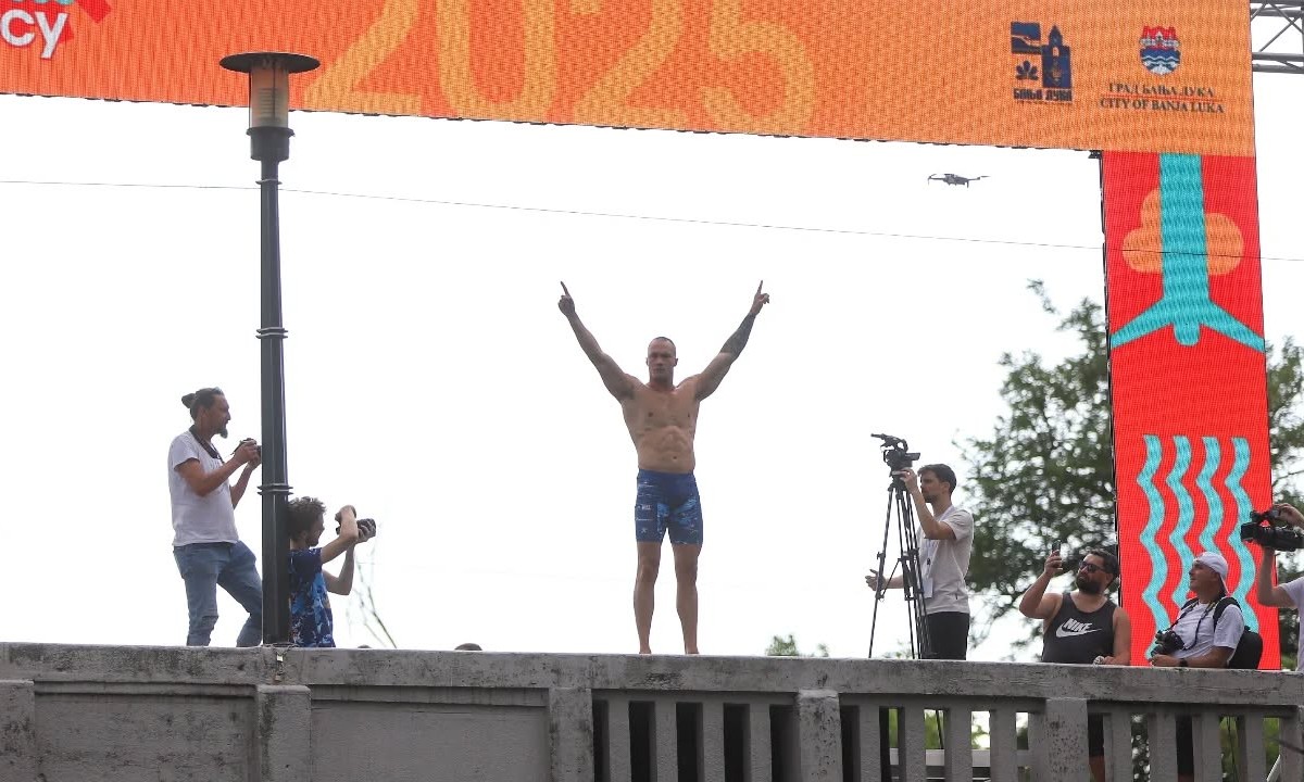 Izveo najljepšu banjalučku lastu: Arsenić pobjedu posvetio Dodiku