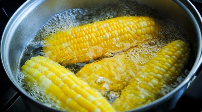 Zvuči jednostavno, ali ipak nije: Saznajte kako i koliko dugo se zapravo kuva kukuruz