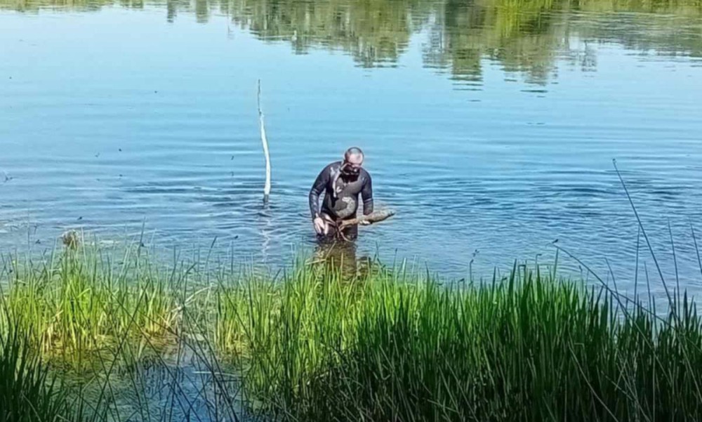 Građani prijavili: Mina ručnog bacača uklonjena iz rijeke Une FOTO