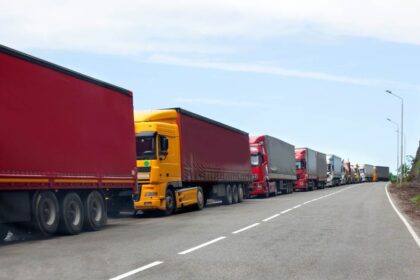 Stanje na prelazima: Teretnjaci na Sremskoj Rači čekaju pet časova