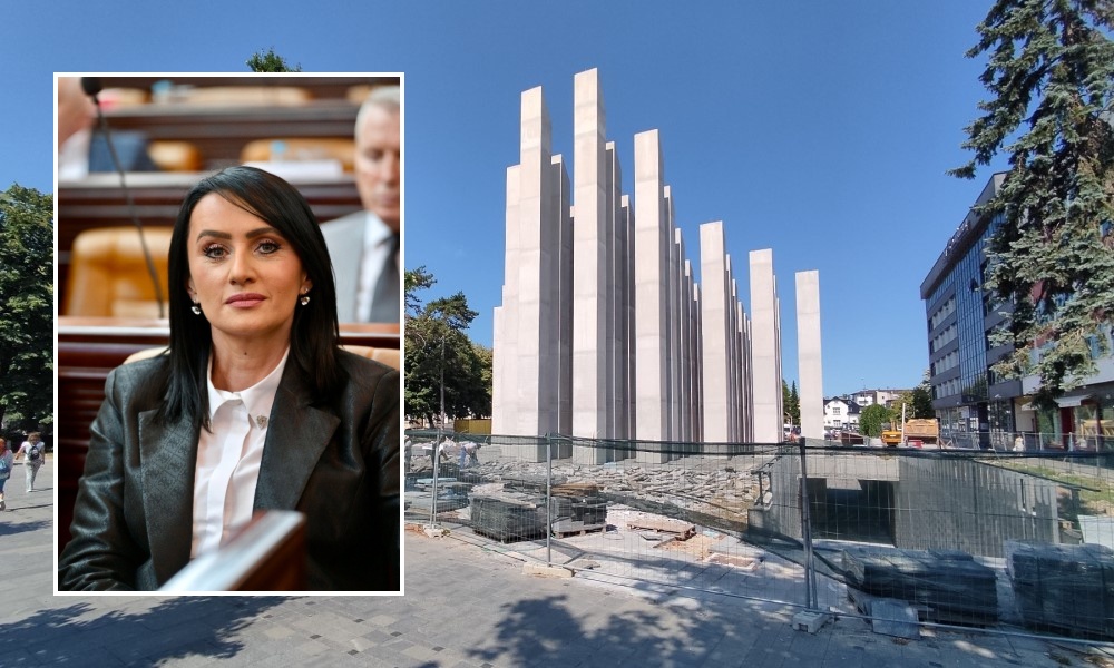 Grmuša pita Stanivukovića: Zašto se skidaju ploče sa spomenika borcima u Banjaluci?