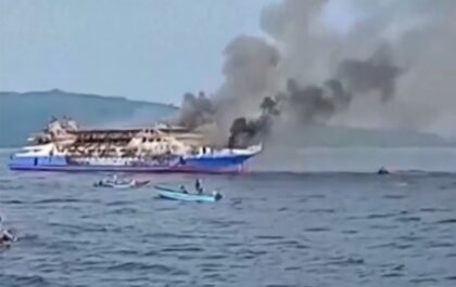 Vatra “progutala” trajekt: Pet putnika poginulo, među njima i trudnica VIDEO