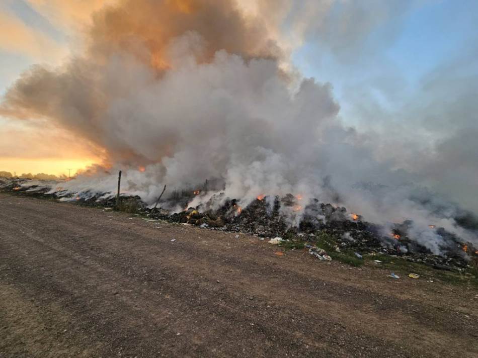 Gori deponija u Brodu: Požar izbio oko dva ujutro, trenutno pod kontrolom
