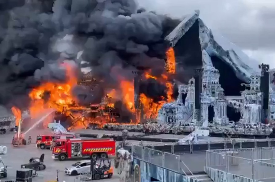 Požar na jednom od najvećih festivala na svijetu: Vatra progutala glavnu pozornicu VIDEO