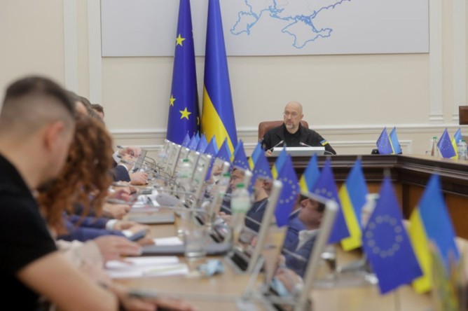 Vrhovna rada podržala ostavku: Ukrajinski parlament razriješio ministra odbrane