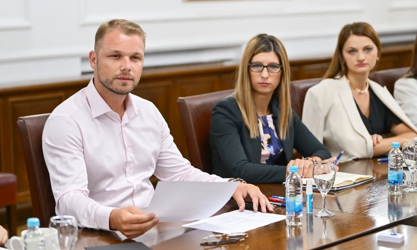 Stanivuković za parking krivi SNSD: Prihodi uvećani, za azil na Manjači traži modalitete