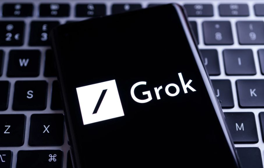 Zbog “svlačenja” žena: Grok pod istragom