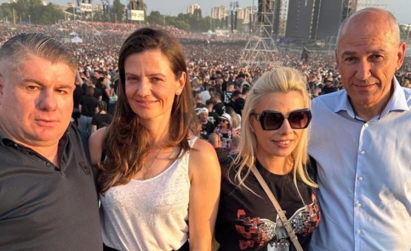 Janez Janša na Tompsonovom koncertu: “Ovo nije rodoljublje, već sramota”