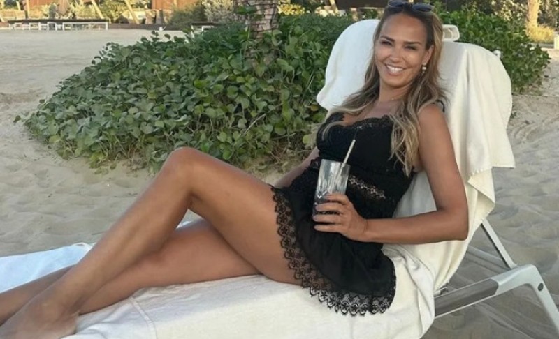 Marijana Mateus u miniću sa dubokim šlicom: U 53. godini izgleda kao “bomba” FOTO