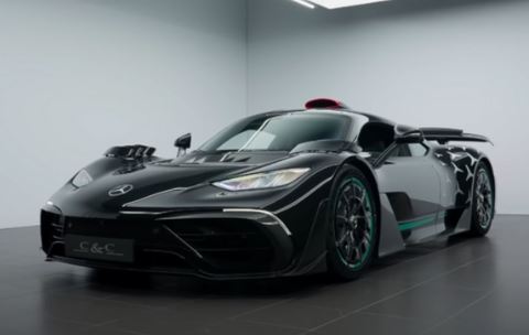 Opasan propust: Mali metalni dio mogao bi zapaliti Mercedes od tri miliona dolara