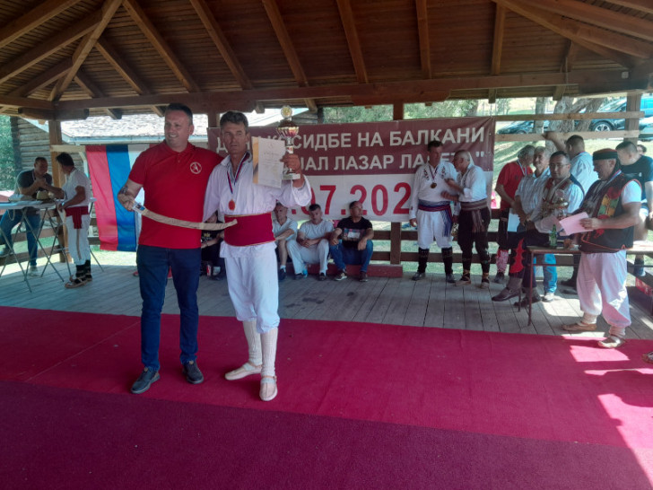 Tradicionalna manifestacija: Mladen Tomić iz Mrkonjić Grada najbolji kosac na Balkani