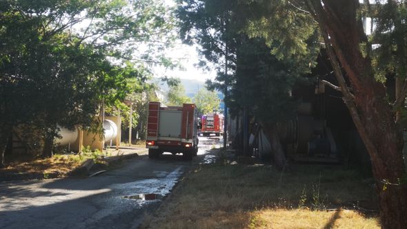 Teška situacija zbog požara u “Interkomercu”: Vatrogasci sve snage poslali na teren