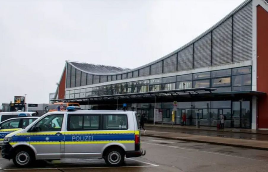 Incident na letu iz Banjaluke: U njemačkom gradu Memingenu priveden agresivni putnik