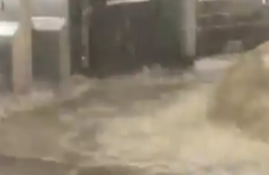 Njujork pod vodom: Objavljeni zastrašujući snimci VIDEO