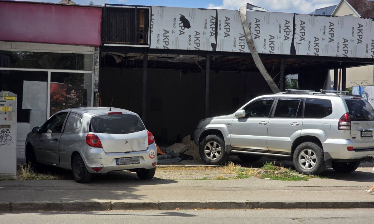 Kad je ruglo, nek’ bar nečemu služi: Kako su Banjalučani našli parking mjesto u srcu grada