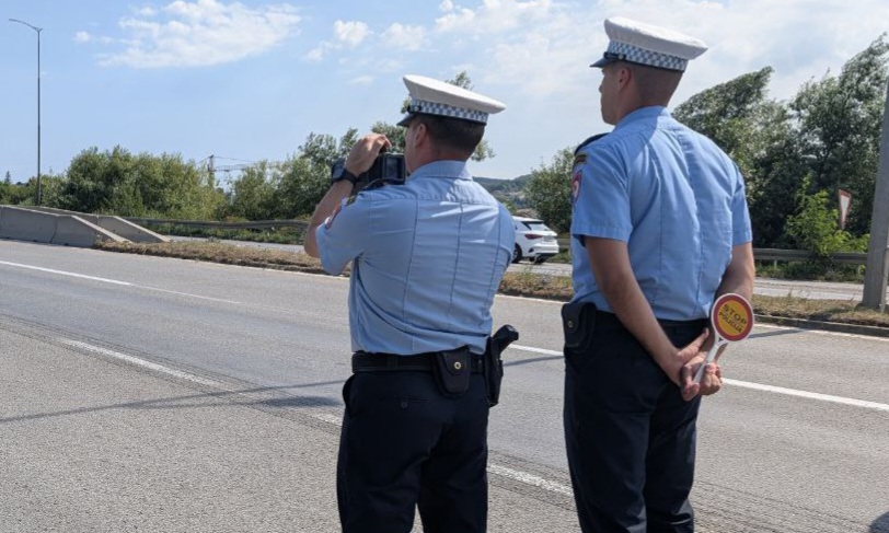 Tri u jedan: Policija u Banjaluci zaustavila vozača, a onda su se ređali prekršaji