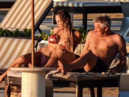 Švajnštajger uživa sa Bugarkom: “Nisu marili ni kad je bio oženjen”