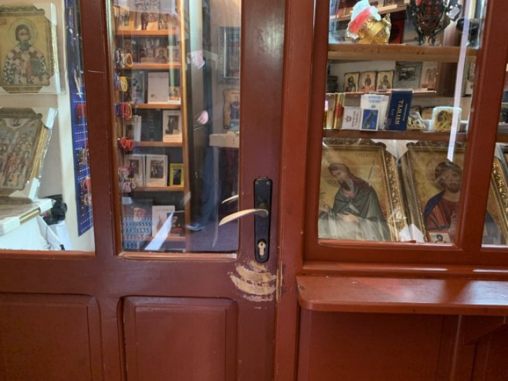 Oskrnavili mošti i ukrali novac iz crkve: Identifikovani vandali iz Tuzle